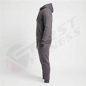 Conjunto Deportivo de Forro Polar con Capucha para Hombre, Invierno 2026, 100% Poliéster, Pantalones Deportivos Suaves - Product Image 3