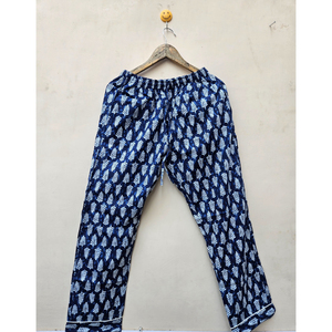 Conjunto de Pijama Indio Hecho a Mano con Estampado Floral, 100% Algodón Orgánico Índigo, Cuello Alto y Botones, Ropa de Dormir con Diseño a Mano - Product Image 6