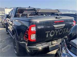 Camioneta Hilux Revo 2024 Usada, Automática, Volante a la Izquierda, 4x4, Diésel Turbo, Asientos Oscuros - Product Image 4