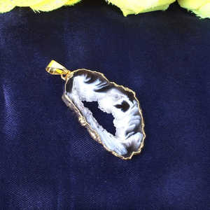 Vente en gros de pendentifs fins ethniques Druzy avec fenêtre et breloque design élégant pour accessoire à la mode - Product Image 5