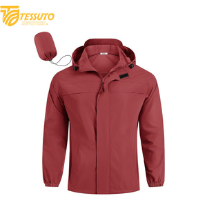 Venta al por mayor de alta calidad ligero de los hombres cortavientos chaqueta Softshell chaqueta transpirable deporte al aire libre cortavientos chaquetas de montaña - Product Image 1