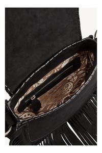 Bolso bandolera de piel auténtica para mujer al por mayor con diseño de rosas pintadas a mano adornadas con tachuelas plateadas y borlas - Product Image 3