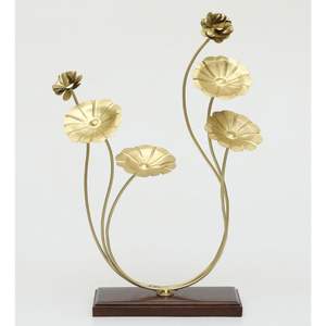 Aldan Accessoire de table en métal moderne avec forme de fleur léger pour la décoration intérieure Design d'intérieur élégant - Product Image 4