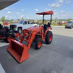 Tracteur agricole avancé neuf et d'occasion, moteur diesel 3 cylindres, transmission 4x4, équipement agricole PLC - Product Image 6
