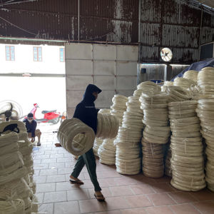 Núcleo de ratán de color natural al mejor precio, artesanía de alta calidad de 2,0mm para muebles de jardín directamente Vietnam (MR.Huy + 84916930070) - Product Image 1