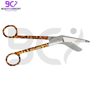 Tijeras de vendaje quirúrgico de acero inoxidable de calidad superior hechas a mano con impresión de logotipo personalizado de servicio OEM - Product Image 5