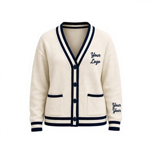 Cardigan universitaire personnalisé |   Pull universitaire brodé sur mesure |   Promotion 2026 |   Cadeau de diplôme pour elle |   Fist Phi - Product Image 6