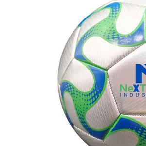 Balón de entrenamiento de fútbol Material de PU para fines de entrenamiento con diseño personalizado y logotipo personalizado de Next Tech Industries - Product Image 4