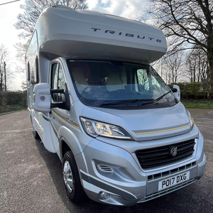 Autocaravana de Lujo 2024 Todoterreno de 15 pies, Autocaravana Híbrida de Lujo con Techo Elevable, Remolque Camper Todoterreno en Oferta, Autocaravana - Product Image 1