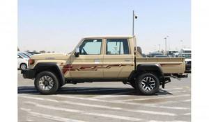 Toyota Land Cruiser Pick Up 79 Doble Cabina LX-Z 2.8L 2024 2025 Usada, Todas las Opciones, Vehículo Usado con Volante a la Izquierda/Derecha en Venta - Product Image 3