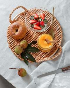 Nouveau design Ensemble de 5 plateaux de petit-déjeuner festonnés en rotin naturel au design personnalisé Plateau de service en rotin fait à la main d'Inde - Product Image 3