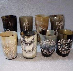 Vaso de chupito de cuerno de búfalo natural OX/Buffalo Love Style Hecho a mano Whisky & Beer Drinkware Vaso corto de tradebit - Product Image 4