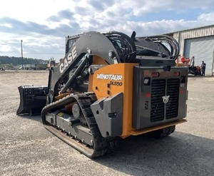 Chargeuse sur chenilles DL550B 2023 - Machine compacte innovante pour des opérations de construction efficaces - Product Image 4