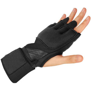 Guantes de entrenamiento de boxeo de cuero genuino para hombre a precio económico al por mayor con gel que absorbe la humedad acolchado para manos izquierda y derecha - Product Image 4