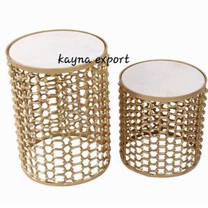 Ensemble de 2 tables d'appoint nordique en fer forgé couleur or dessus en marbre pour l'extérieur et la chambre appartement maison bureau - Product Image 4