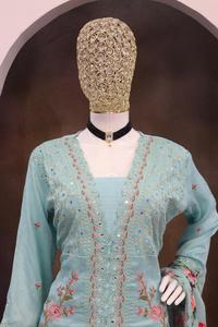 Chinon élégant de la meilleure qualité et costume de créateur en soie crêpe de qualité supérieure pour les occasions formelles et les fêtes disponibles au meilleur prix - Product Image 4