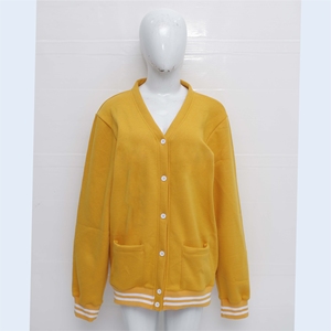 Cardigan sur mesure pour femme, veste chaude en tricot boutonné pour un look tendance d'automne, vêtement d'extérieur ample uni, cardigans et pulls pour femmes - Product Image 1