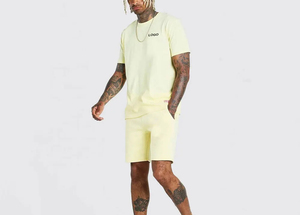 Vente en gros de deux pièces d'été à la mode pour hommes ensemble de survêtements ensemble de t-shirts et de shorts pour hommes - Product Image 5