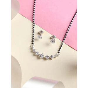 Compre un Conjunto de Mangalsutra de Plata Pura, Joyería Fina con Diamante de Corte Esmeralda Chapado en Oro, para Regalo de Boda o Fiesta para Esposa - Product Image 2