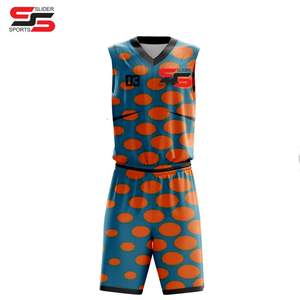 Uniformes de baloncesto ligeros de poliéster 100% personalizados de buena calidad con colores y logotipo personalizados, ropa deportiva al mejor precio - Product Image 5