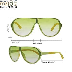 Gafas Deportivas Flexibles Mizilook ]701 TR TAC, las Mejores Gafas de Sol con Degradado de Color para Ciclismo, Gafas de Exterior para Hombre con Antideslizante de Goma - Product Image 3