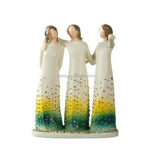 Figuritas de hermandad Chi <span class=keywords><strong>Eta</strong></span> Phi estatuas hechas a mano de resina verde amarillo mujeres ornamento regalo para ocasión festiva decoración de estante de escritorio - Product Image 1