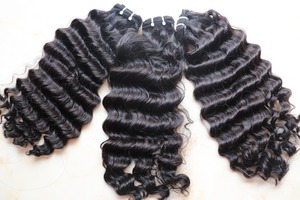 Cheveux bruts vietnamiens de haute qualité cheveux de trame ondulés profonds cheveux soyeux et doux non traités - Product Image 6