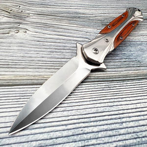 Vente en gros de couteaux de chasse et de Bowie personnalisés de haute qualité OEM ODM service en acier Damas pratique pour l'extérieur - Product Image 3