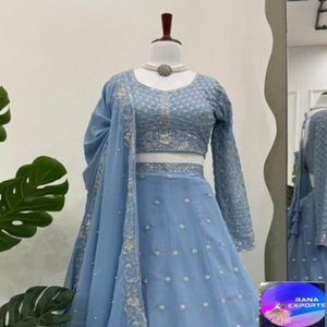 Bleu ciel brodé Lehenga Choli avec Dupatta manches longues Designer Party Wear Lehenga pour les femmes tenue ethnique élégante - Product Image 2