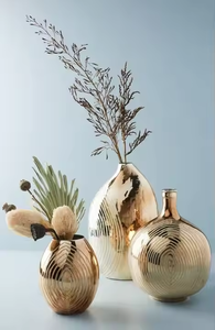 Elegant Trendy Metal Flower <b>Vases</b> with Hammered <b>Texture</b> and Metallic Sheen Great for Both Fresh by decor Impex - Product Image 3