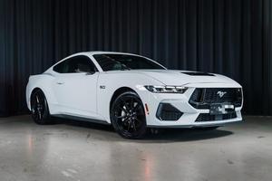USATO 2024 FORD MUSTANG GT 5.0 V8 FASTBACK TOURING SUV 4 POSTI LUXURY 4X4 TOYOTA PRONTO PER L'ESPORTAZIONE SUV CON TRASMISSIONE AUTOMATICA - Product Image 4