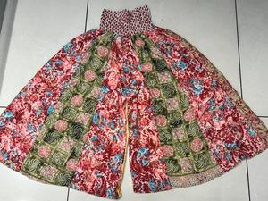 กางเกงขาบานผ้าไหมสำหรับผู้หญิงกางเกงขาบานเย็บปะติดปะต่อกันชั้นโบฮีเมียนขากว้างพิมพ์ลายดอกไม้กางเกงชั้นผ้าไหม - Product Image 3