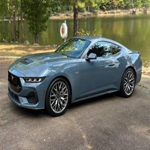 Ford Mustang GT Coupé 2024, Transmisión Manual de 6 Velocidades, Motor Coyote V8 de 480 hp - Product Image 1