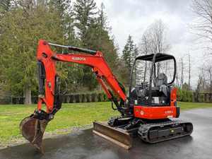 Excavadora Compacta de Orugas Kubota U35-4 de 3.5 Toneladas 2020 con Giro de Cola Cero, Miniexcavadora para Excavación - Product Image 2