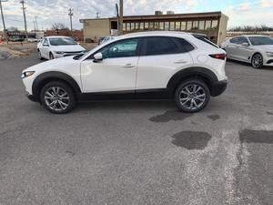 Mazda CX-30 2.5 S Preferred 4dr SUV AWD d'occasion propre, modèle 2025 - Product Image 4