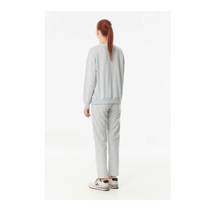 ชุดเซ็ตผู้หญิงไซส์ใหญ่พิเศษ XL ระบายอากาศ กันลม เป็นมิตรกับสิ่งแวดล้อม ผ้าฝ้าย 100% น้ำหนักเบา ยืดได้สี่ทิศทาง สำหรับฤดูใบไม้ร่วง พิมพ์โลโก้ - Product Image 3