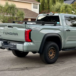 C-rew-Max 4x4 usado en buen estado - Product Image 1