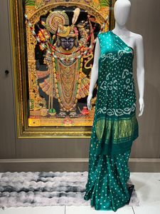 Hermoso Sari Bandhej con Diseño Ek Dani Bandhani, Material Georgette, Estilo Formal para Fiestas - Product Image 4