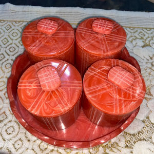 100% ensemble de quatre pots de qualité supérieure et plateau décoratif en résine couleur rouge - Product Image 4