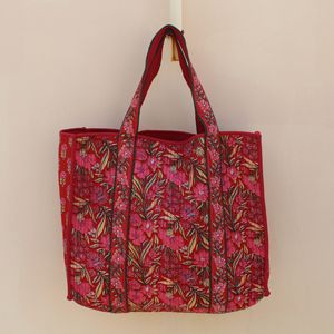 Bolsa de Mano Reversible Acolchada 100% Algodón con Estampados Florales Dobles, Bolsa de Compras y Uso Diario Ecológica Hecha a Mano con Asa Larga - Product Image 4