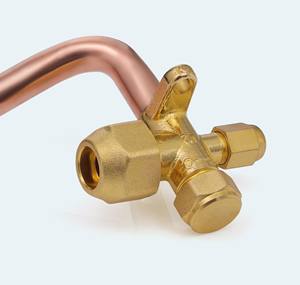 Vanne à 3 voies en laiton L 1/4 à 1/2 7/16-20 & 3/4-16 SAE 45 °   90 °   Tuyau en cuivre cintré 23G 800PSI R410A Valve de climatisation Inde - Product Image 4