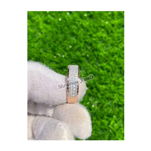 Anillo de Eternidad de Oro Sólido de 14K con Diamantes Moissanite, Anillos de Lujo para Parejas, para Boda y Compromiso, Diseño Único con Engaste de Canal - Product Image 1
