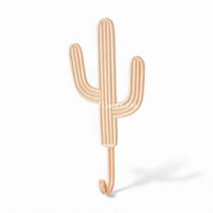 Charmant crochet mural en rotin fait à la main pour la chambre d'enfant, décoration tissée naturelle, rangement pour la crèche, accent d'intérieur mignon et élégant - Product Image 3