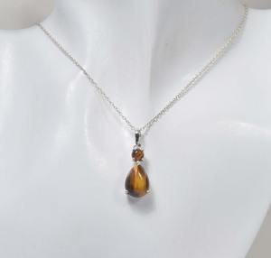 Pendentif en pierre précieuse œil de tigre pour femmes, bijoux de style bohème en argent, bijoux en argent sterling 925, pendentif tendance fait à la main, cadeau - Product Image 1