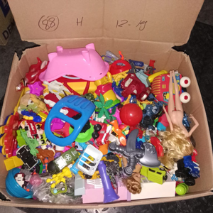 Venta caliente Juguetes de plástico usados Surtido de juguetes de segunda mano para niños de 5 a 7 años Oferta al por mayor para exportación - Product Image 3