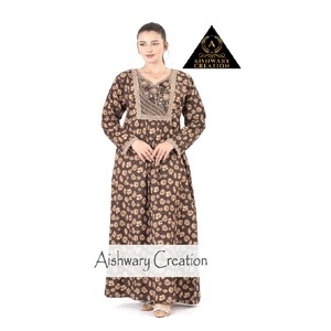 Wholesale Supply Women's Cotton Long Dress Embroidery Printed Design Breathable Soft <b>Plus</b> <b>Size</b> Traditional Muslim Abaya - Product Image 3