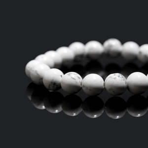 White Howlite Handmade 8 mm Healing Crystal <b>Bracelet</b> 7 Inches Stretch Fit Ball Pattern for Gift - Product Image 2