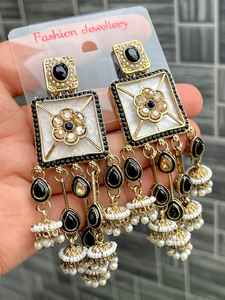 Boucles d'oreilles vadrouille élégantes en laiton pour femmes et filles Bijoux légers de style ethnique avec perles suspendues délicates Design intemporel - Product Image 2