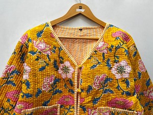 Veste matelassée en coton indien fait à la main nouveau Style bohème manteau d'hiver unisexe bord libre conception de poche d'automne imprimé bord libre - Product Image 3