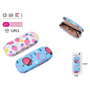 Étui à lunettes à motif fraise coloré avec sac Design unique et élégant - Product Image 1